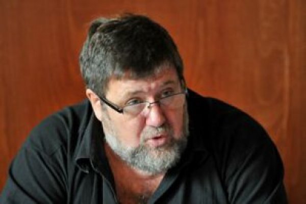 Bogdan Hossu: Un sistem de salarizare pentru bugetari trebuie să se bazeze pe principiul muncă egală, salarii egale